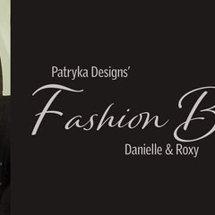 Fashion Bloggers Danielle and Roxy