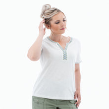 Load image into Gallery viewer, Aventura Kateri Short Sleeve Top - Style M07821
