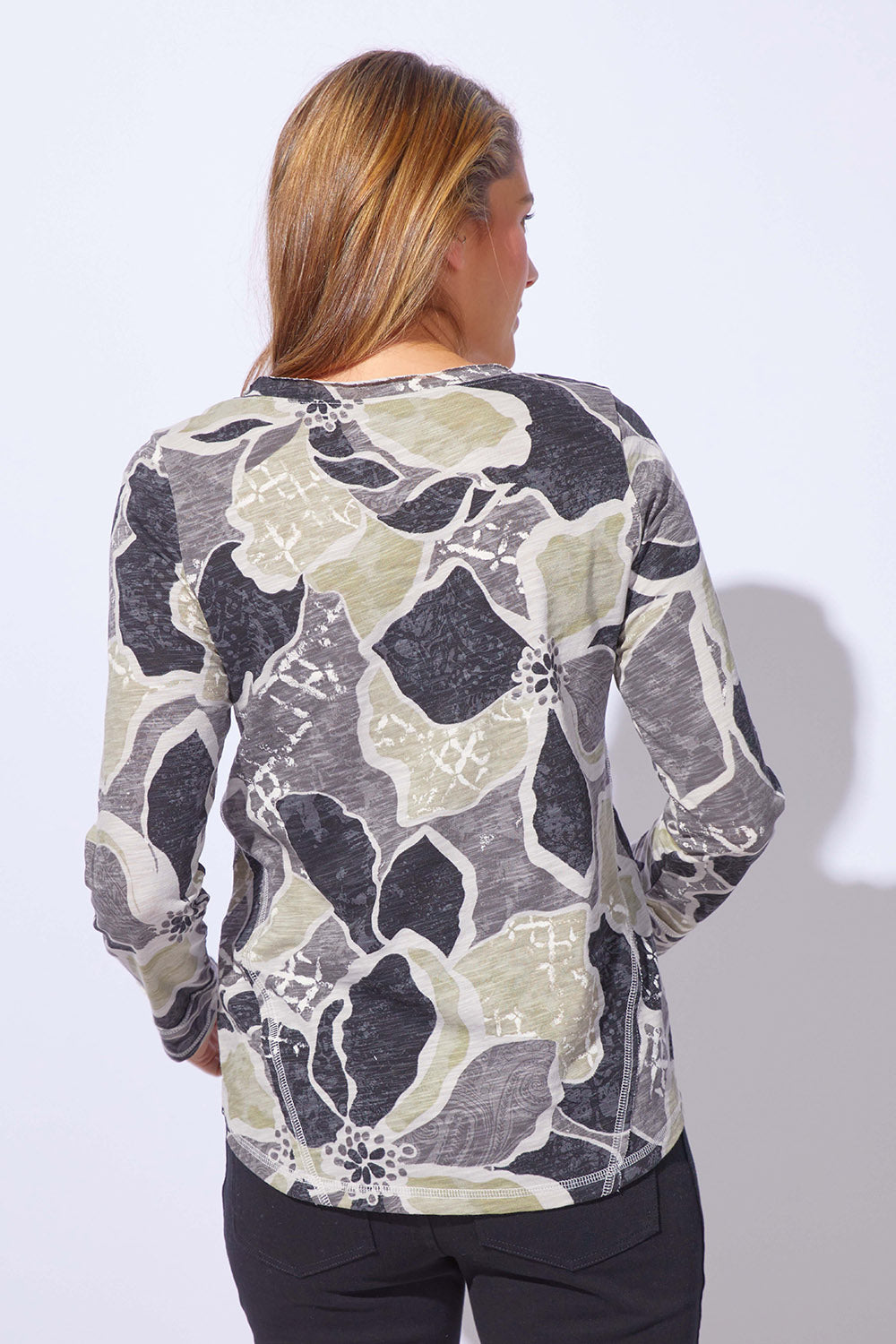 Escape Long Sleeve Top - Style E17326