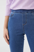 Load image into Gallery viewer, FDJ Pull-On Capri - Style 2873711

