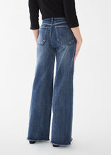 Load image into Gallery viewer, FDJ Suzanne Wide Leg Jean - Style 6775809
