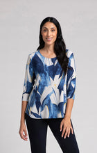 Load image into Gallery viewer, Sympli Go To 3/4 Sleeve Tee - Style 22110R2
