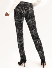 Load image into Gallery viewer, Renuar Woven Pull On Pant - Style #R1976
