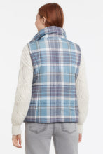 Load image into Gallery viewer, Tribal Printed Puffer Vest - Style 76020
